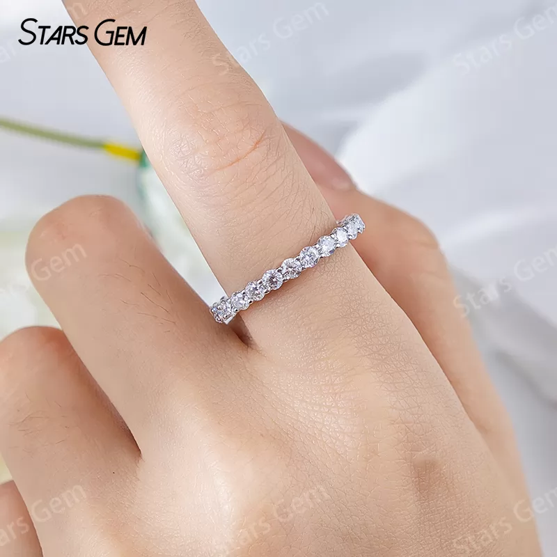 2.5mm Round Brilliant Cut Moissanite S925 Sterling Silver Diamond Eternity Ring