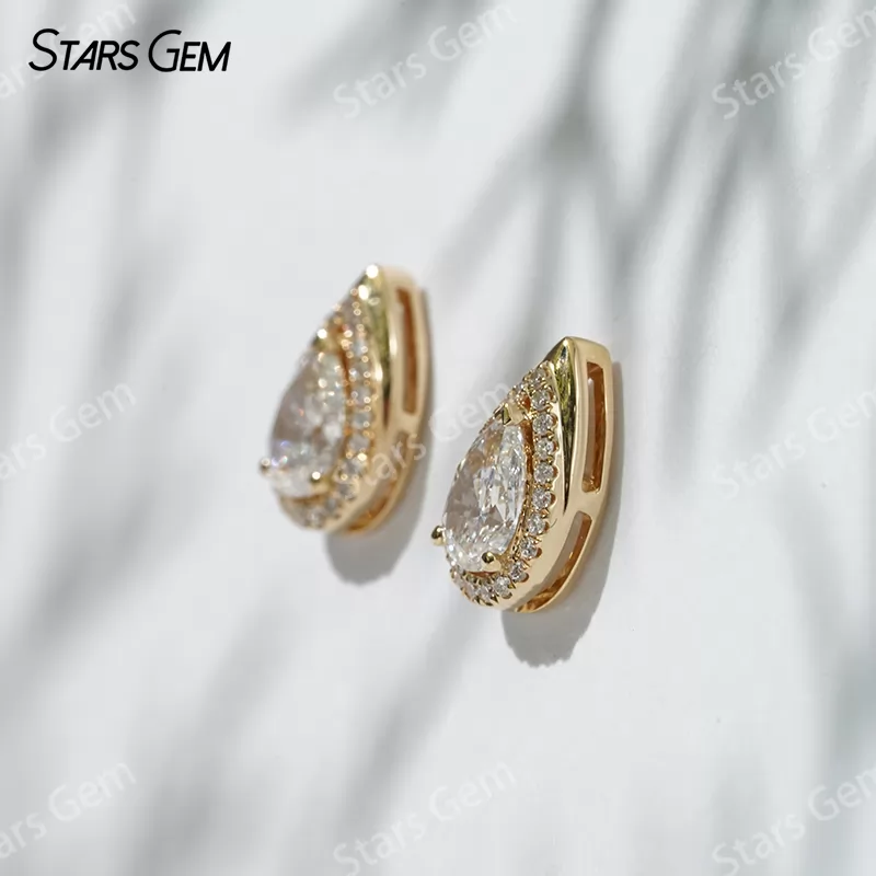 6.5×4.5mm Pear Cut Lab Grown Diamond 18K Yellow Gold Diamond Stud Earrings