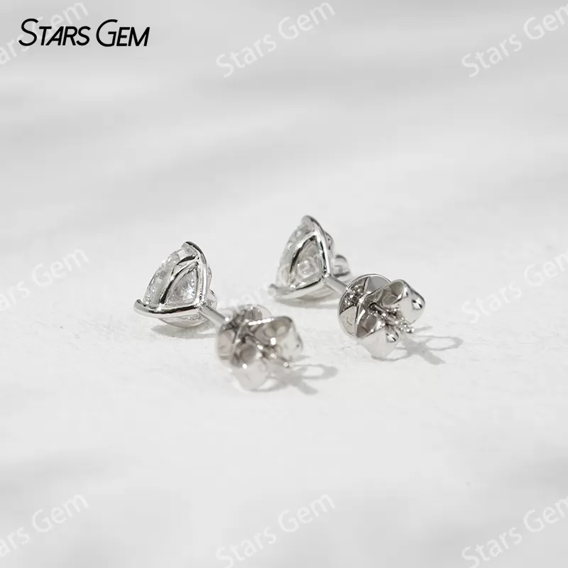 5×5mm Heart Cut Lab Grown Diamond 18K White Gold Diamond Stud Earrings