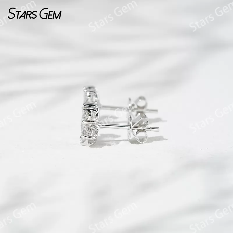 3×3mm Heart Cut Lab Grown Diamond Four Leaves Clover Shape 18K White Gold Diamond Stud Earrings