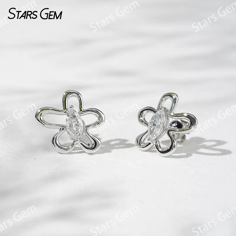 3.5×7mm Marquise Cut Lab Grown Diamond 18K White Gold Diamond Stud Earrings