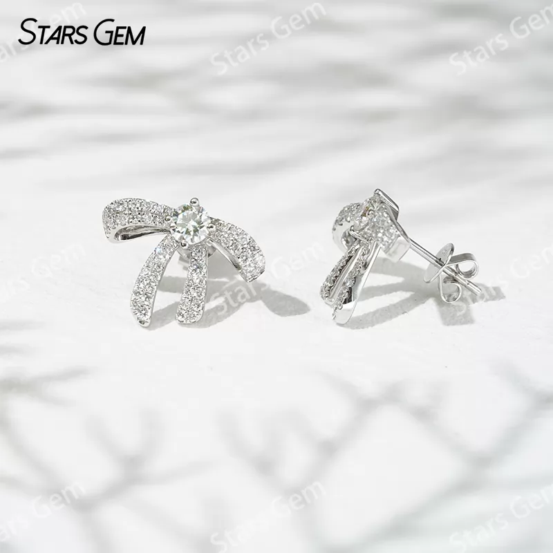 3.9mm Round Brilliant Cut Lab Grown Diamond Bowknot 18K White Gold Diamond Stud Earrings