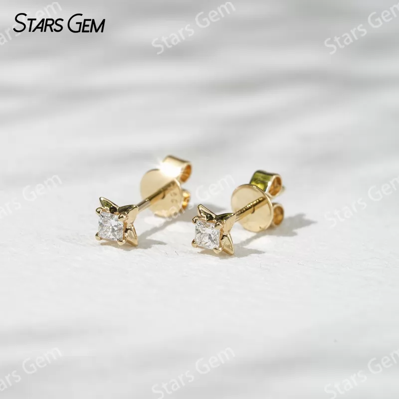 2.5×2.5mm Princess Cut Lab Grown Diamond 18K Gold Diamond Stud Earrings