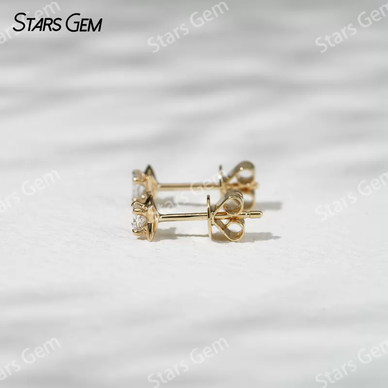 2.5×2.5mm Princess Cut Lab Grown Diamond 18K Gold Diamond Stud Earrings