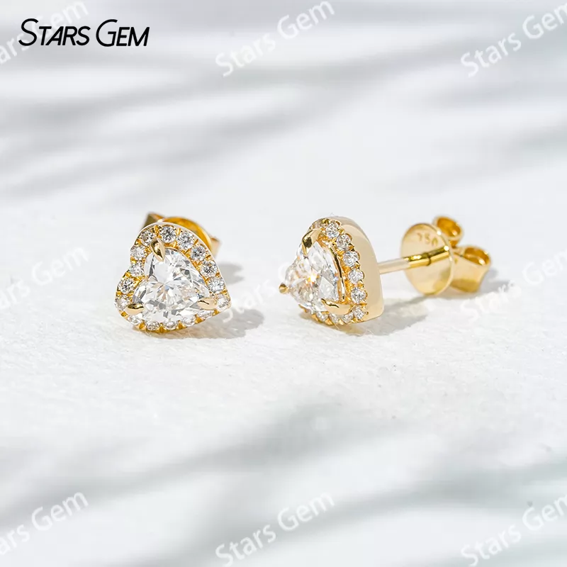 4.5×4.5mm Heart Cut Lab Grown Diamond 18K Gold Diamond Stud Earrings