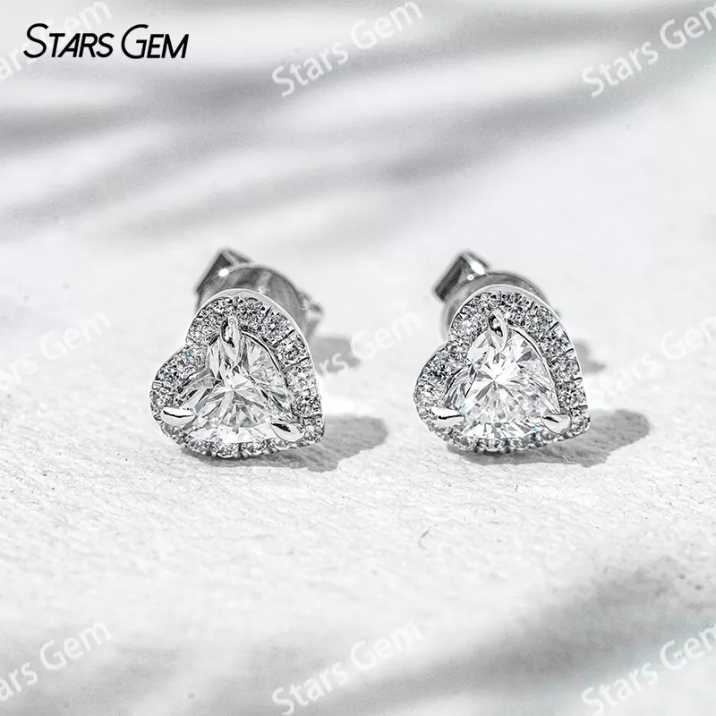 4.5×4.5mm Heart Cut Lab Grown Diamond 18K Gold Diamond Stud Earrings