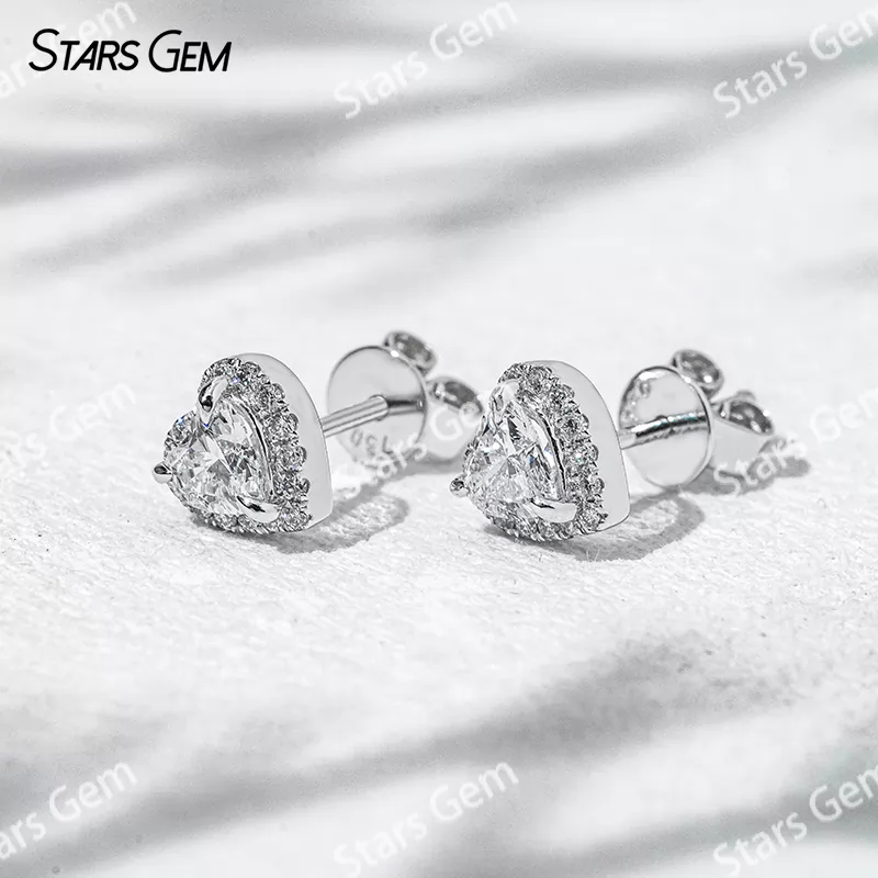 4.5×4.5mm Heart Cut Lab Grown Diamond 18K Gold Diamond Stud Earrings