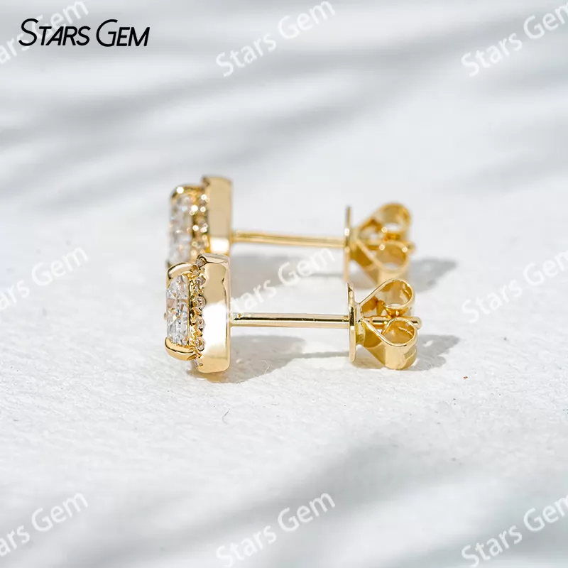 4.5×4.5mm Heart Cut Lab Grown Diamond 18K Gold Diamond Stud Earrings