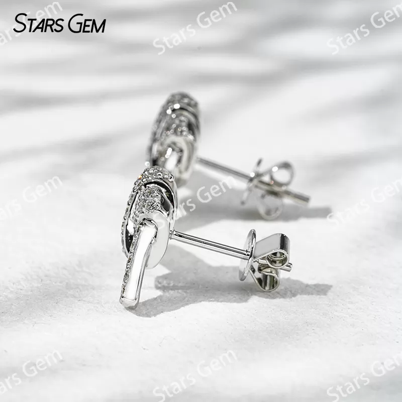 0.9mm Round Brilliant Cut Lab Grown Diamond Ribbon Knot Design 18K Gold Diamond Stud Earrings