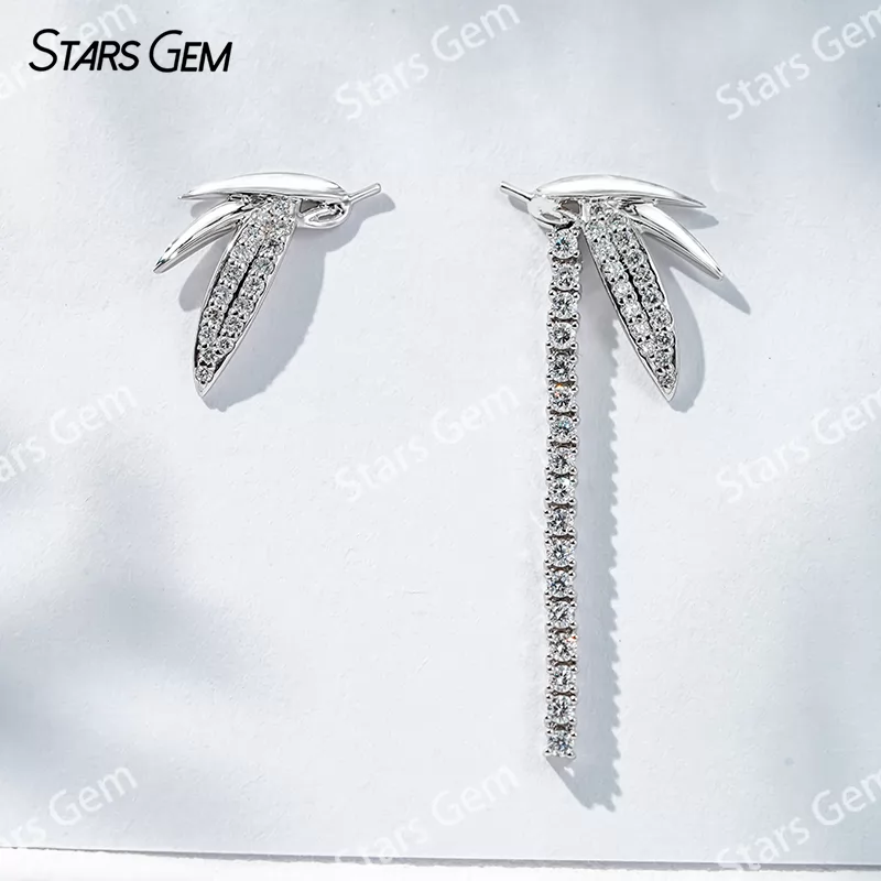 1.6mm Round Brilliant Cut Lab Grown Diamond 18K White Gold Diamond Earrings