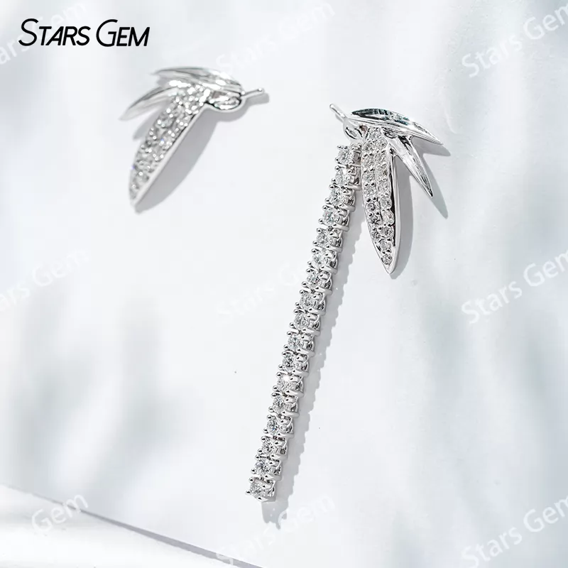 1.6mm Round Brilliant Cut Lab Grown Diamond 18K White Gold Diamond Earrings