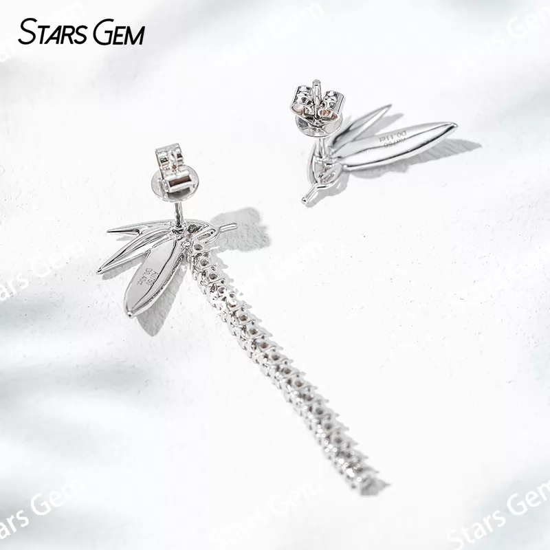 1.6mm Round Brilliant Cut Lab Grown Diamond 18K White Gold Diamond Earrings