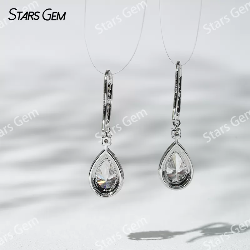 5.7×8.8mm Pear Cut Lab Grown Diamond 18K White Gold Diamond Earrings