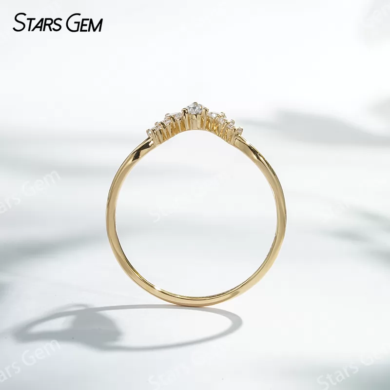 18k Yellow Gold V Shaped Wedding Band with Pear Shape and Round Lab Diamonds Wedding Ring