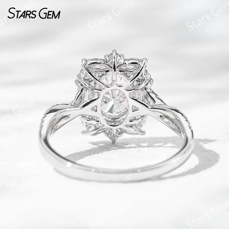 Special Design 18K White Gold 1.0ct Oval Cut Lab Grown Diamond Pave Engagement Ring