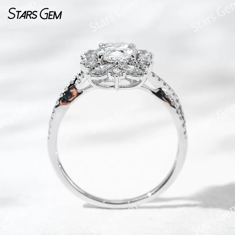 Special Design 18K White Gold 1.0ct Oval Cut Lab Grown Diamond Pave Engagement Ring