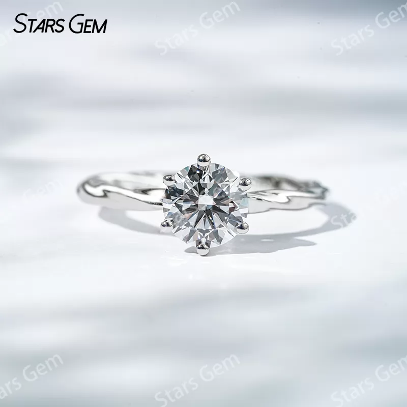 0.58ct Round Brilliant Cut Lab Grown Diamond Twist Type 18K Gold Solitaire Engagement Ring
