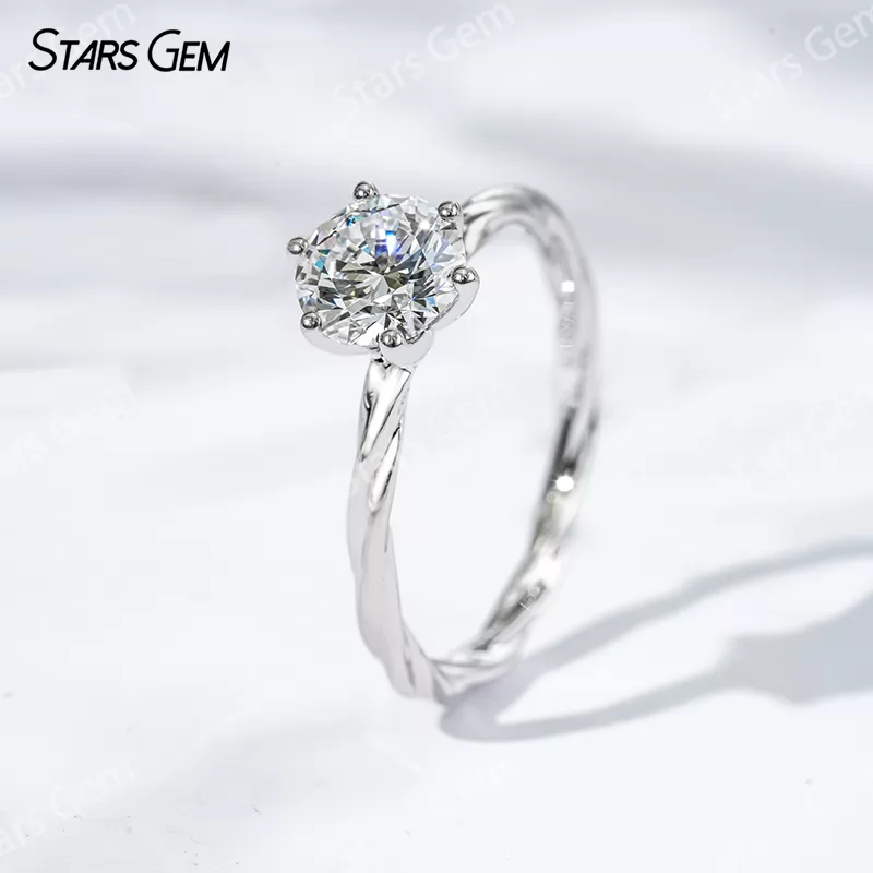 0.58ct Round Brilliant Cut Lab Grown Diamond Twist Type 18K Gold Solitaire Engagement Ring