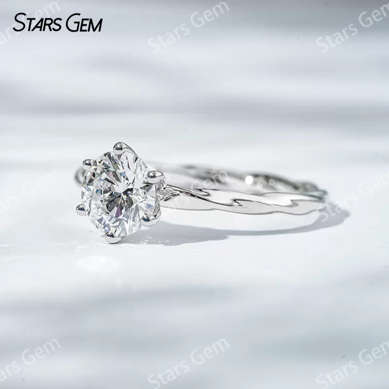0.58ct Round Brilliant Cut Lab Grown Diamond Twist Type 18K Gold Solitaire Engagement Ring