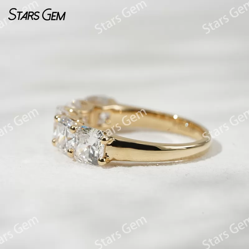 5×5mm Cushion Cut Lab Grown Diamond 18K Gold Half circle Diamond Eternity Ring