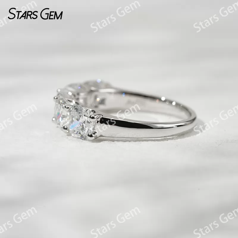 5×5mm Cushion Cut Lab Grown Diamond 18K Gold Half circle Diamond Eternity Ring