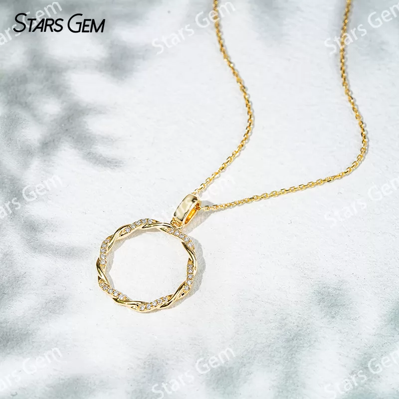 1.0mm Round Brilliant Cut DEF VS Lab Grown Diamond Circle Shape Pendant 18K Gold Necklace