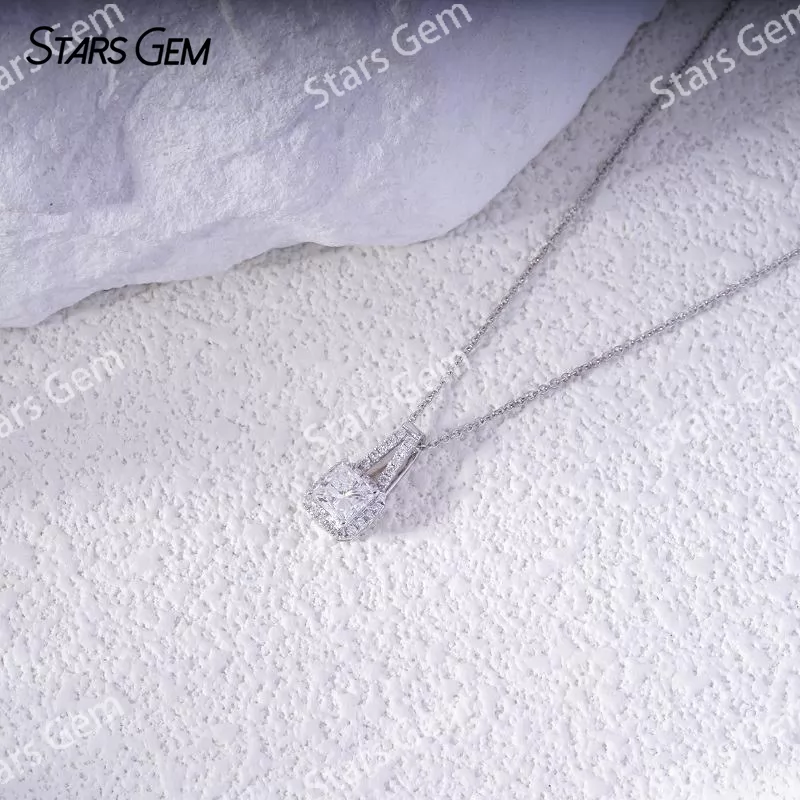 4.7x4.7mm Square Radiant Cut Lab Grown Diamond 18K White Gold Diamond Pendants