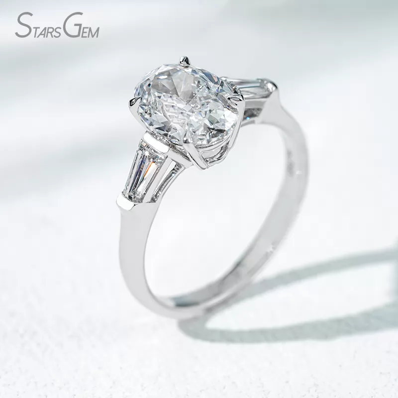 18K Solid Gold Three Stone Type Certified Oval Cut with Trapezoid Cut Lab Grown Diamond Engagement Ring