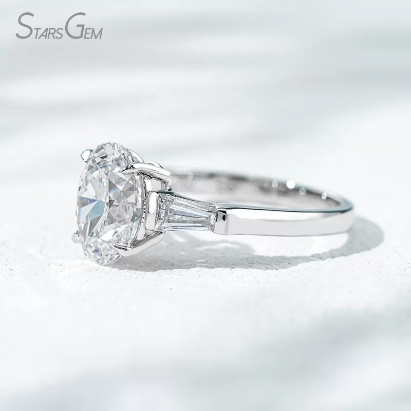 18K Solid Gold Three Stone Type Certified Oval Cut with Trapezoid Cut Lab Grown Diamond Engagement Ring