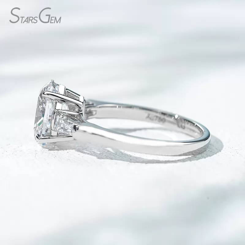 18K Solid Gold Three Stone Type Certified Oval Cut with Trapezoid Cut Lab Grown Diamond Engagement Ring