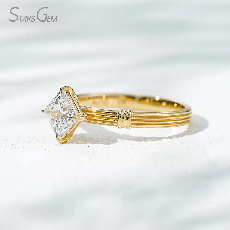 Unique 18K Solid Gold with Certified 1 Carat Princess Cut Lab Diamond Solitaire Engagement Ring