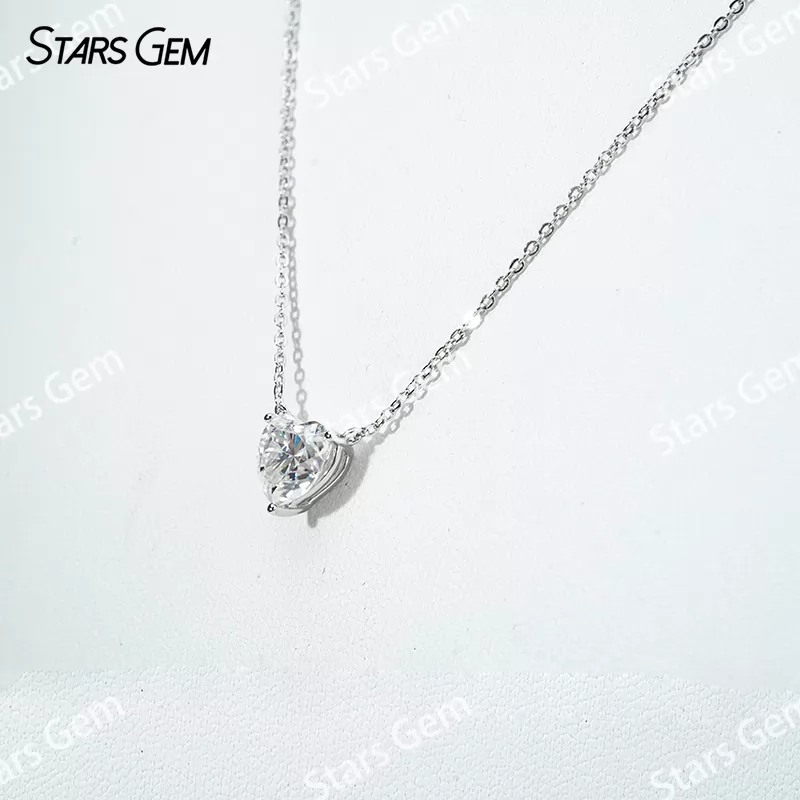 8×8mm Heart Cut Moissanite S925 Sterling Silver Diamond Pendant Necklace