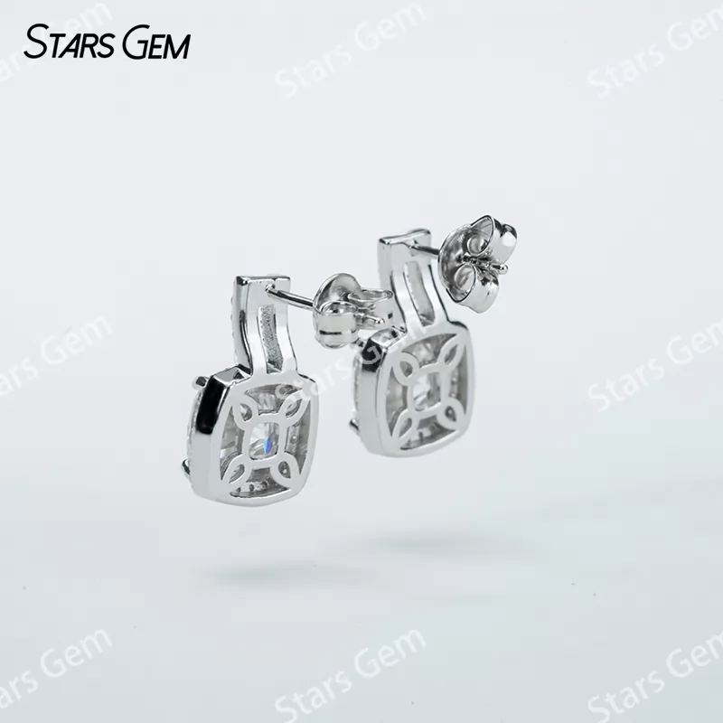 7×7mm Cushion Cut Moissanite S925 Sterling Silver Diamond Stud Earrings