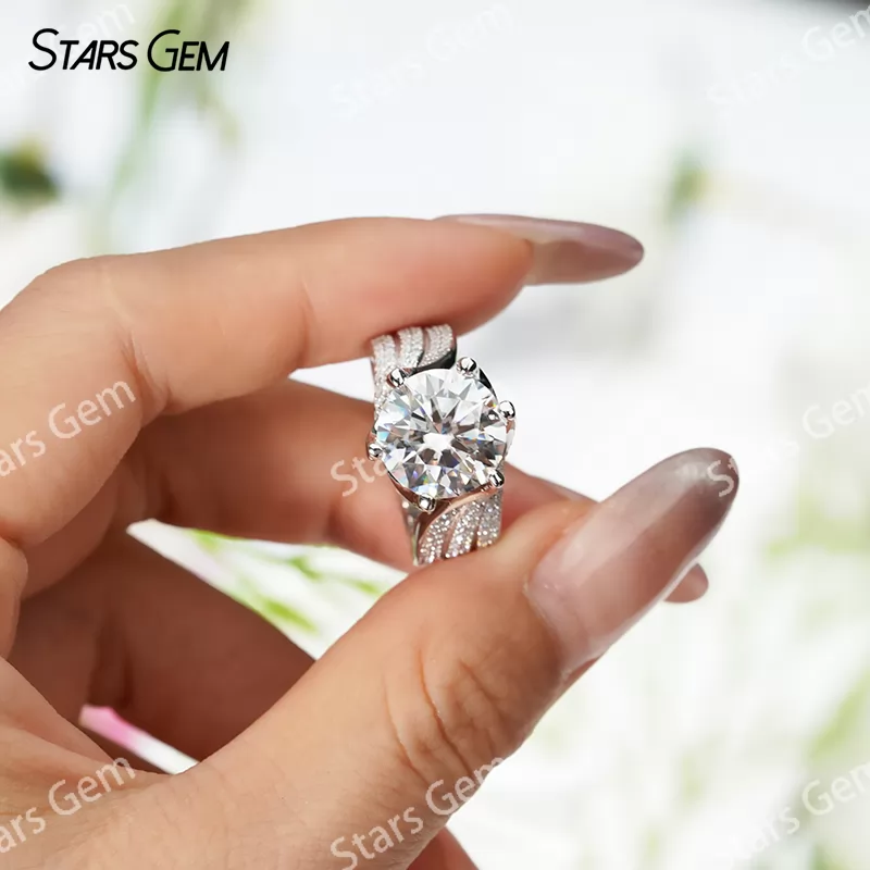 11mm Round Brilliant Cut Moissanite S925 Sterling Silver Pave Engagement Ring