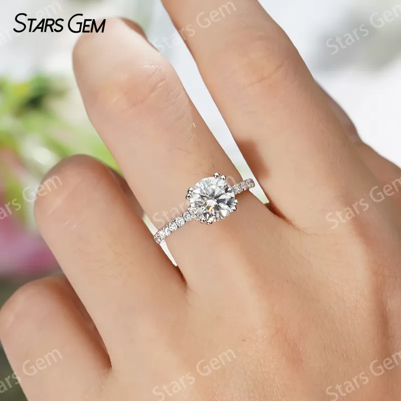 7.5mm Round Brilliant Cut Moissanite S925 Sterling Silver Pave Engagement Ring