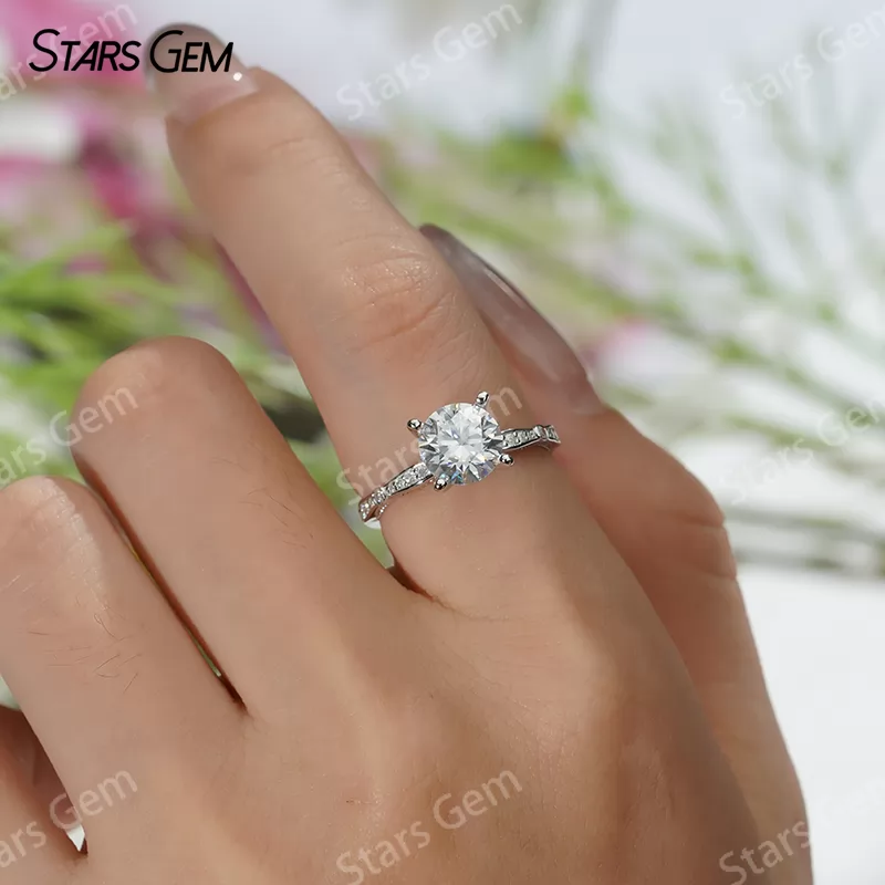 7.5mm Round Brilliant Cut Moissanite S925 Sterling Silver Pave Engagement Ring