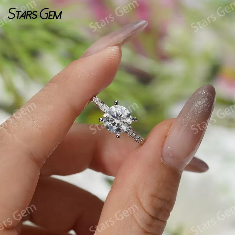7.5mm Round Brilliant Cut Moissanite S925 Sterling Silver Pave Engagement Ring