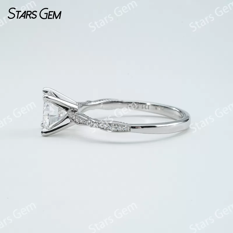 7.5mm Round Brilliant Cut Moissanite S925 Sterling Silver Pave Engagement Ring