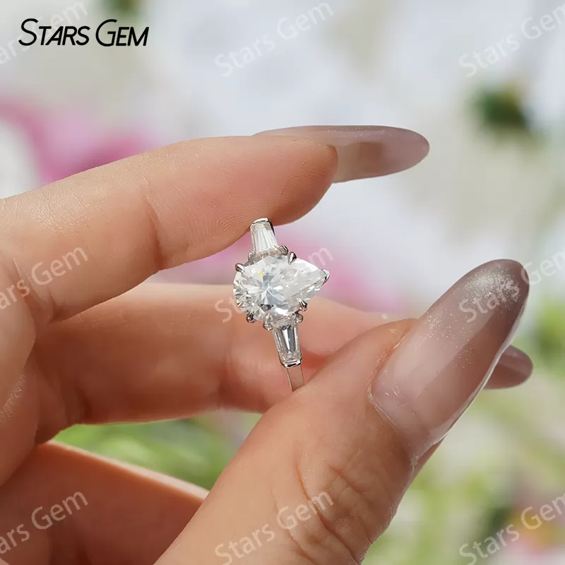 7×​9mm Pear Cut Moissanite S925 Sterling Silver Three Stone Engagement Ring