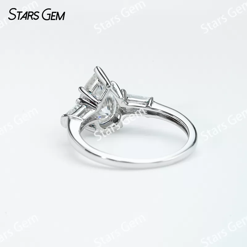 7×​9mm Pear Cut Moissanite S925 Sterling Silver Three Stone Engagement Ring
