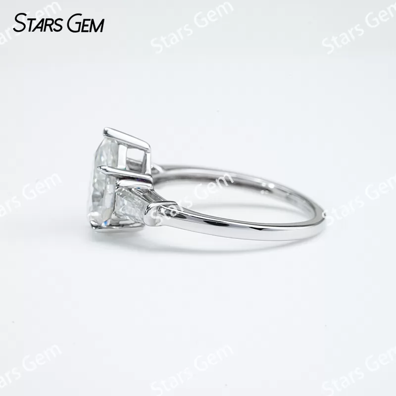 7×​9mm Pear Cut Moissanite S925 Sterling Silver Three Stone Engagement Ring