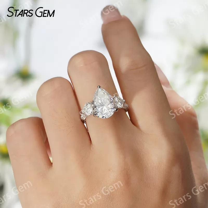 9×​13mm Pear Cut Moissanite S925 Sterling Silver Three Stone Engagement Ring
