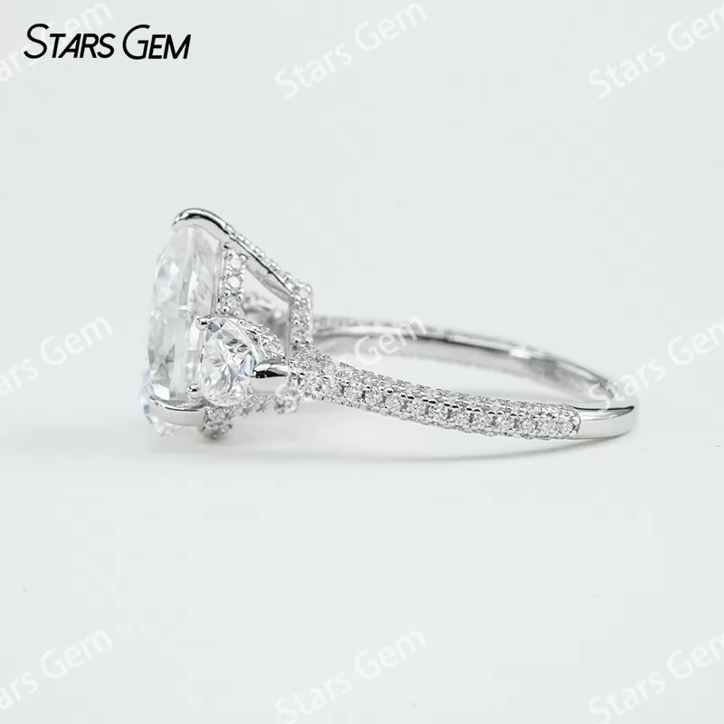 9×​13mm Pear Cut Moissanite S925 Sterling Silver Three Stone Engagement Ring