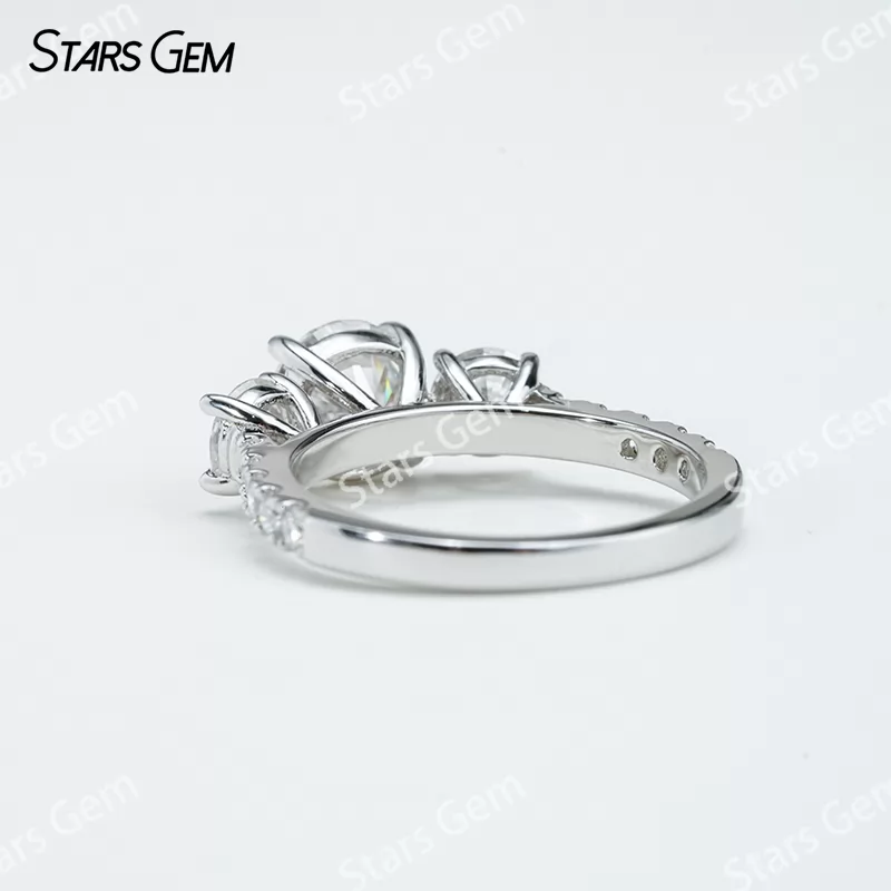 6.5mm Round Brilliant Cut Moissanite S925 Sterling Silver Three Stone Engagement Ring