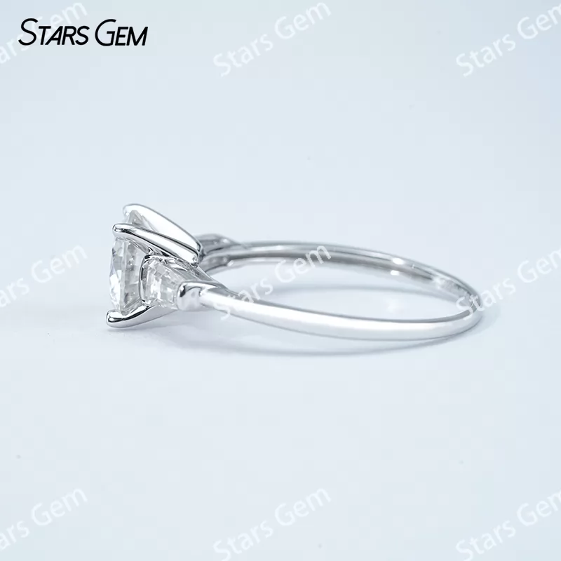 7.5mm Round Brilliant Cut Moissanite S925 Sterling Silver Three Stone Engagement Ring