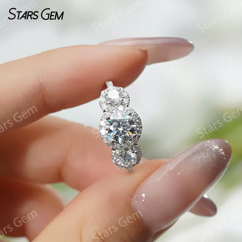 6mm Round Brilliant Cut Moissanite S925 Sterling Silver Halo Engagement Ring