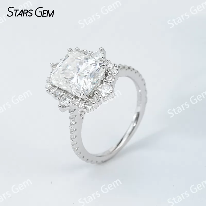8×10mm Radiant Cut Moissanite S925 Sterling Silver Halo Engagement Ring