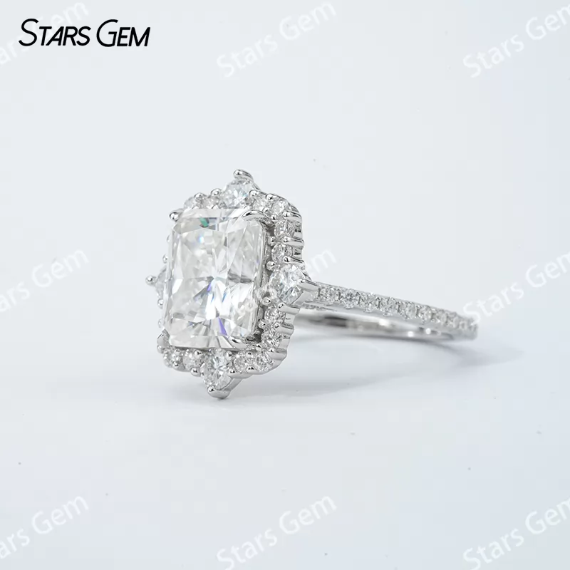 8×10mm Radiant Cut Moissanite S925 Sterling Silver Halo Engagement Ring