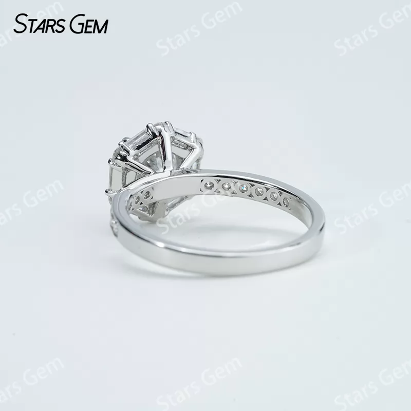7.5mm Round Brilliant Cut Moissanite S925 Sterling Silver Halo Engagement Ring