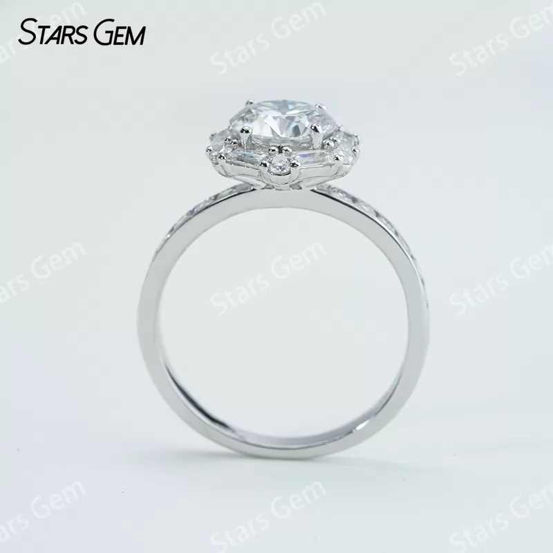 7.5mm Round Brilliant Cut Moissanite S925 Sterling Silver Halo Engagement Ring